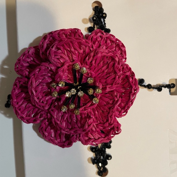 Zara Pink Floral Hair Accessory - Picture 3 of 6